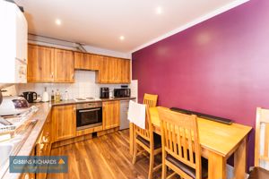 Kitchen/Breakfast Room- click for photo gallery